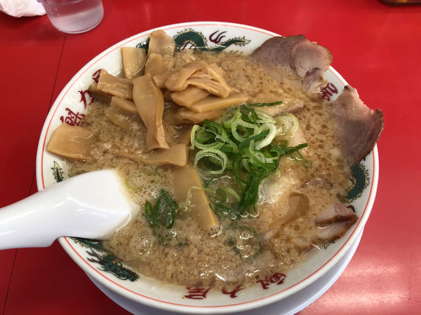「コク旨ラーメン　メンマ　麺硬」@ラーメン魁力屋 北与野店の写真