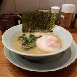 レディースラーメン（ハーフラーメン）