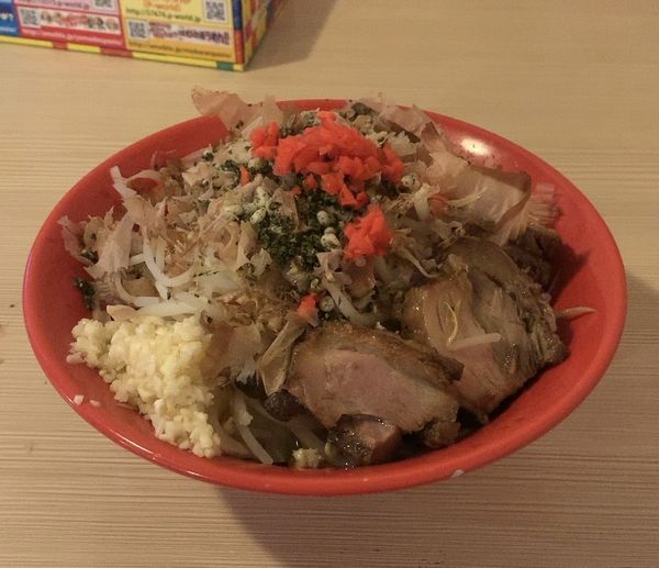 「ソースブタメン 中 ブタ増し」@恵比寿ブタメンの写真