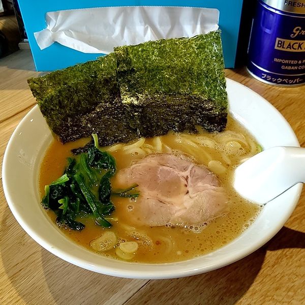 「とんこつらーめん しょうゆ」@ラーメン フランキーの写真