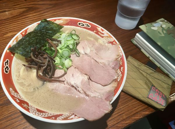 「濃厚ラーメン」@ラーメンかなやの写真
