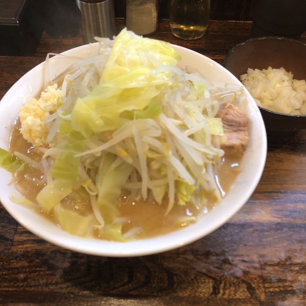 「ラーメン（小盛）＋たまねぎ」@麺屋 鳳の写真