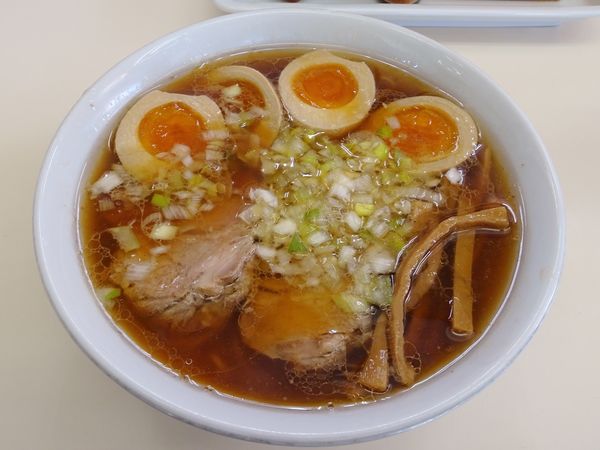 「特製中華そば（850円）＋煮玉子（100円）」@中華そば ふくみみの写真