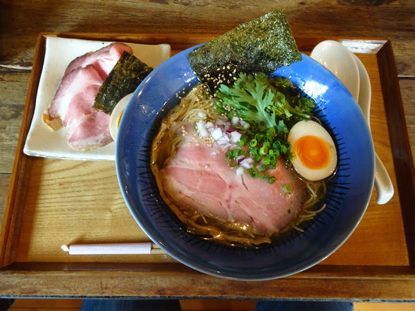 「特製塩ラーメン」@二ノ宮金次郎の写真