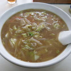 湯麺(タンメン)：690円