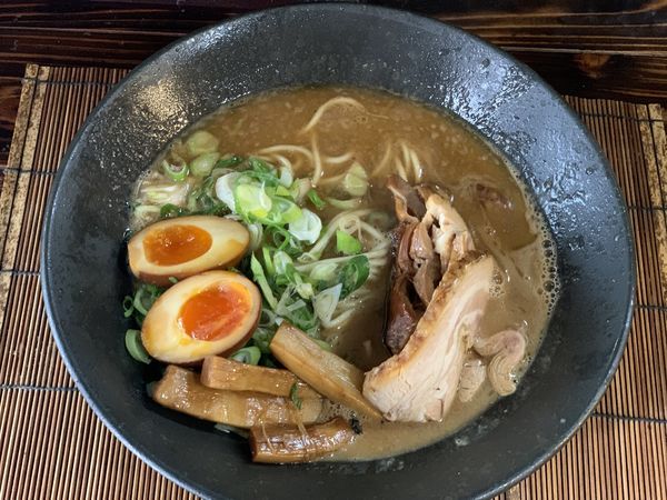 「横浜豚骨ラーメン」@和歌山家の写真