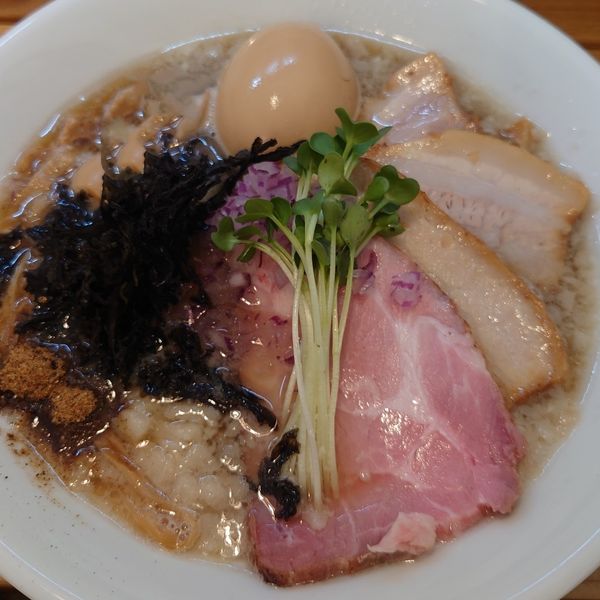 「Swallow煮干ソバ900　特製300」@The Noodles & Saloon Kiriyaの写真