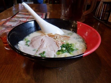 「アゴ出汁らーめん」@西海製麺所 高尾駅前店の写真
