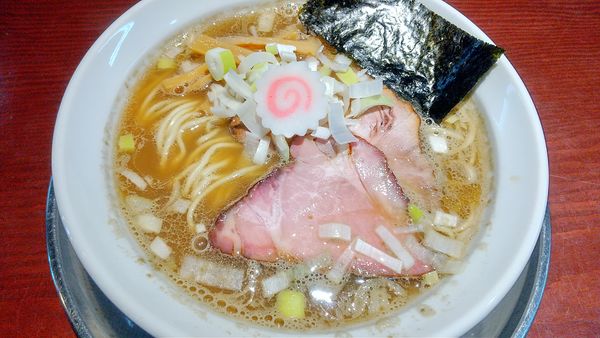 「煮干らーめん（醤油）800円」@らーめん 惠本将裕の写真