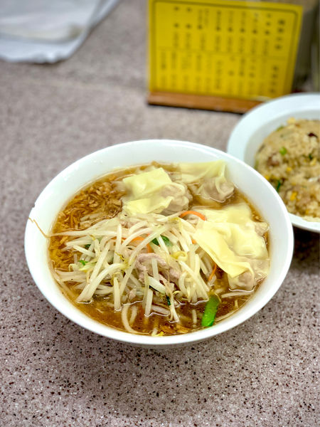 「もやしワンタン麺」@中華麺店 喜楽の写真