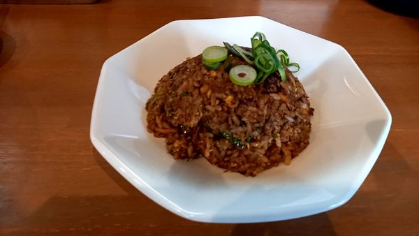 「やみつき黒ちゃーはん」@濃厚ラーメンこちょうらん はなれ屋 晴れのち鶏の写真