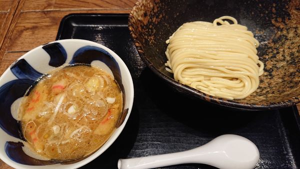 「ゆず風味つけめん（並）　８７０円」@三ツ矢堂製麺 流山おおたかの森S.C店の写真