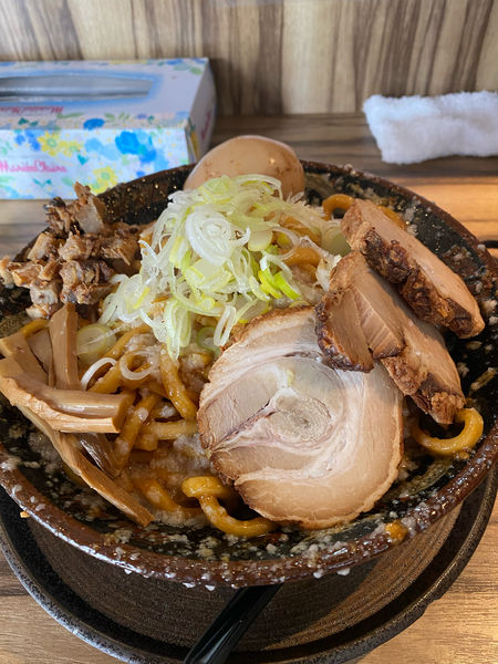 「爆盛油脂麺」@らーめん 平太周 味庵 西大島店の写真