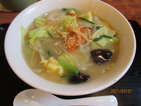 「あんかけ野菜らーめん 850円」@美華の写真