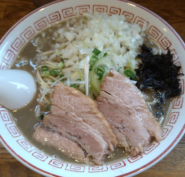 「濃厚煮干そば(中)＋玉ねぎ」@煮干中華そば専門 煮干丸の写真