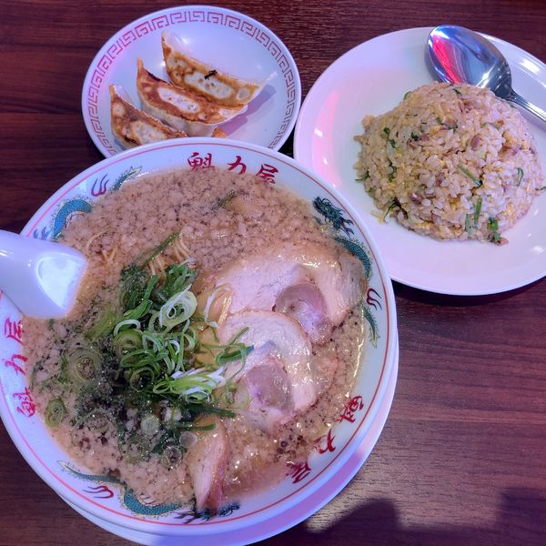 「特製醤油ラーメン 並（税別 650円）」@ラーメン 魁力屋 日野万願寺店の写真