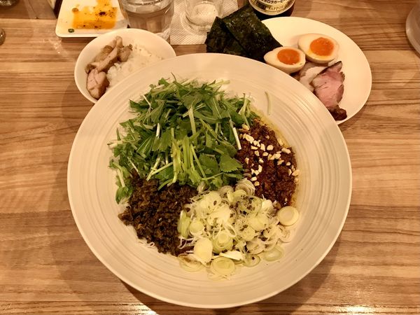 「サッポロラガービール赤星 → 特製汁無し担々麺 ＋ 半ライス」@麺処 ほん田 秋葉原本店の写真