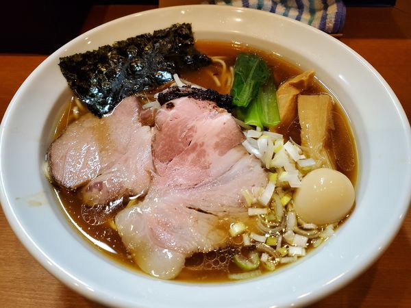 「丸鶏醤油らぁ～麺」@麺屋 鶏いちの写真
