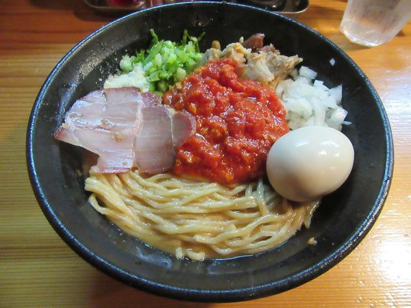 「限定　海老まぜそば（８５０円）＋はりけん餃子他」@はりけんラーメン 南店の写真