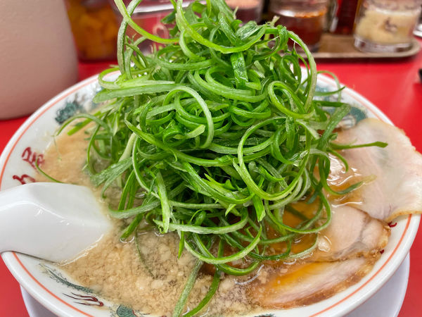 「九条ネギラーメン」@ラーメン 魁力屋 鎌倉手広店の写真