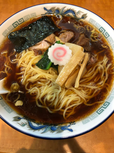 「醤油ラーメン（大盛）」@麺屋かむいの写真