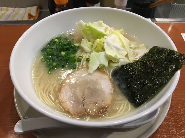 「らーめん」@ぶたの旨味らーめん とんくるの写真