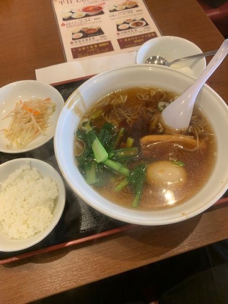 「角煮ラーメンセット（日替りS） 650円」@天津飯店の写真