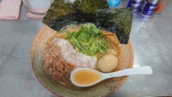 「桜エビ出汁塩ラーメン＋味玉＋海苔＋青唐辛子」@覆麺 智の写真