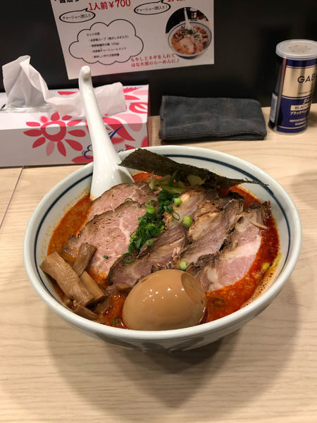 「辛味噌葱ちゃーしゅーめん+味付けたまご」@らーめん はな火屋の写真