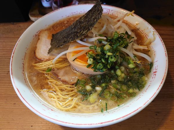 「とんこつ正油ラーメン」@まぼろし軒の写真