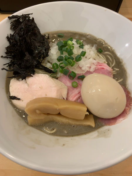 「濃厚煮干らーめん味玉付き1000円」@煮干らーめん 川むらの写真