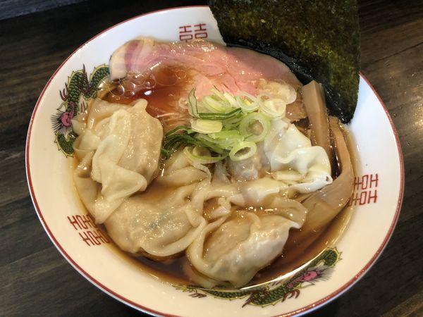 「鶏らーめん　tp雲呑」@燵家製麺の写真