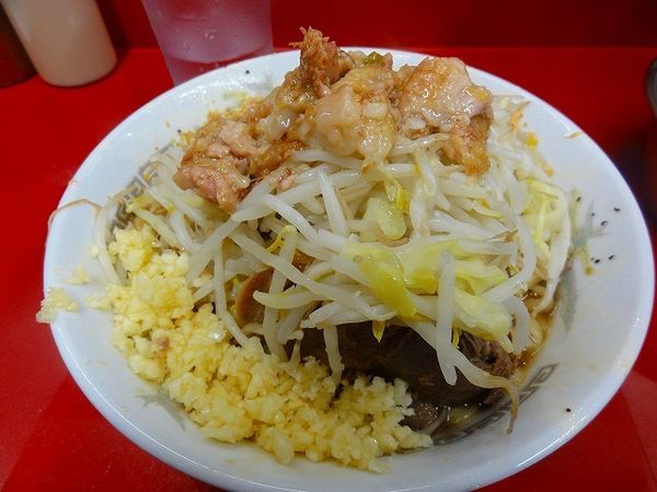 「汁無し800円　ニンニクマシマシ/脂」@ラーメン二郎 越谷店の写真