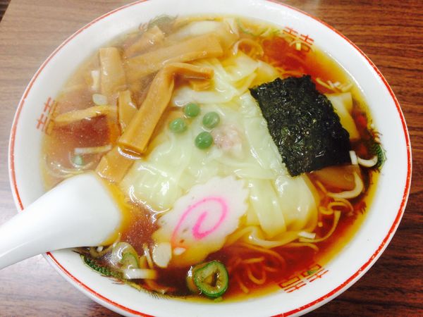 「ワンタンめん」@多万里食堂の写真