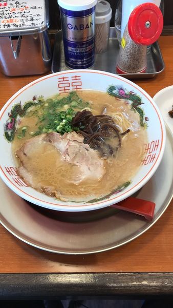「ガツンラーメン＋高菜」@博多ラーメン ガツン 扇橋店の写真