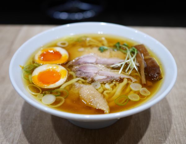 「親鶏中華そば」@手打 親鶏中華そば 綾川の写真