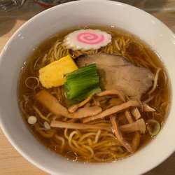 醤油そば　７５０円