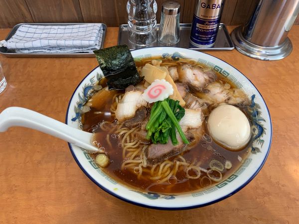 「チャーシューメン＋味玉」@麺屋かむいの写真