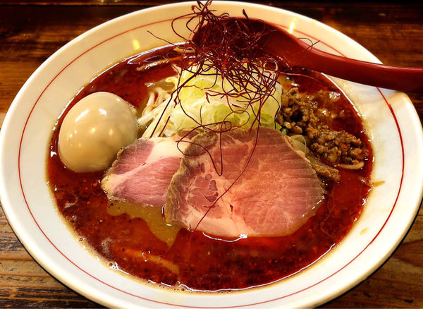 「味玉辛みそらーめん」@東京味噌らーめん 鶉の写真