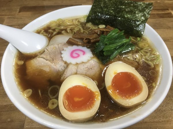 「醤油ラーメン＋味玉」@オランダ軒の写真