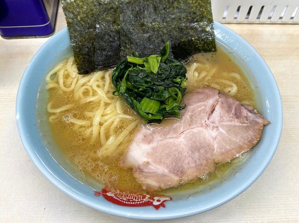 「ラーメン 並盛 ７４０円 ※普通/やわらかめ/多め」@横浜ラーメン 町田家 町田本店の写真