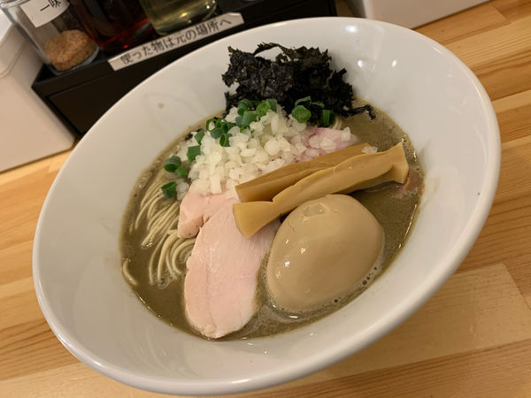 「濃厚煮干しらーめん」@煮干らーめん 川むらの写真