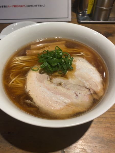 「醤油ラーメン」@松戸中華そば 富田食堂の写真