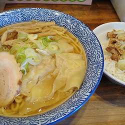 醤油わんたんめん(¥850)チャーシュー丼セット(¥200)