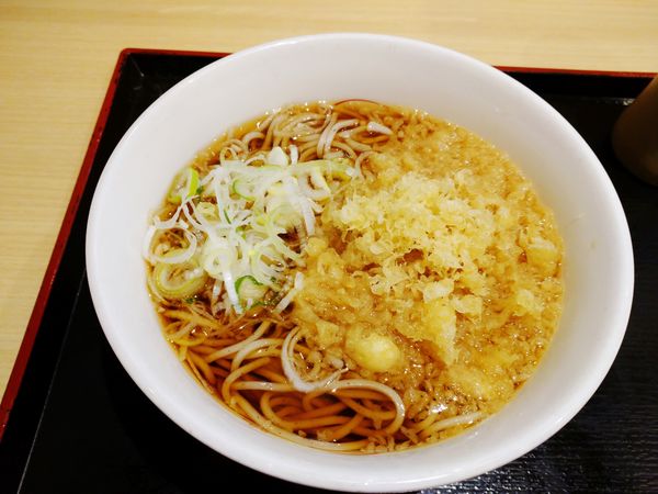 「たぬきそば（400円）」@いろり庵きらく 大森西口店の写真