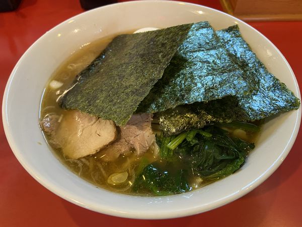 「ラーメン中盛＋ゆで卵」@ラーメン しらいしの写真
