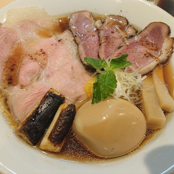 「味玉紀州鴨そば1000円、鴨増し300円」@燃えよ麺助の写真