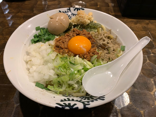 「台湾まぜそば+くずれ味玉 ￥900+￥50」@特級鶏蕎麦 龍介の写真