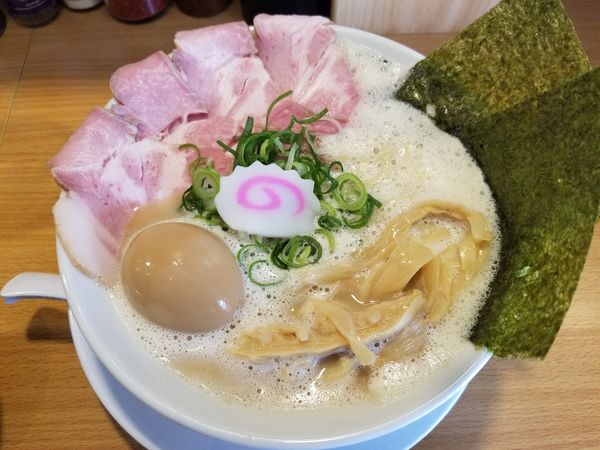 「鶏そば全乗せ大盛り+ライス並」@鶏そば 啜るの写真