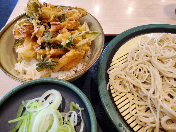 「海老と穂先筍のかきあげ丼セット・冷」@ゆで太郎 長者町店の写真